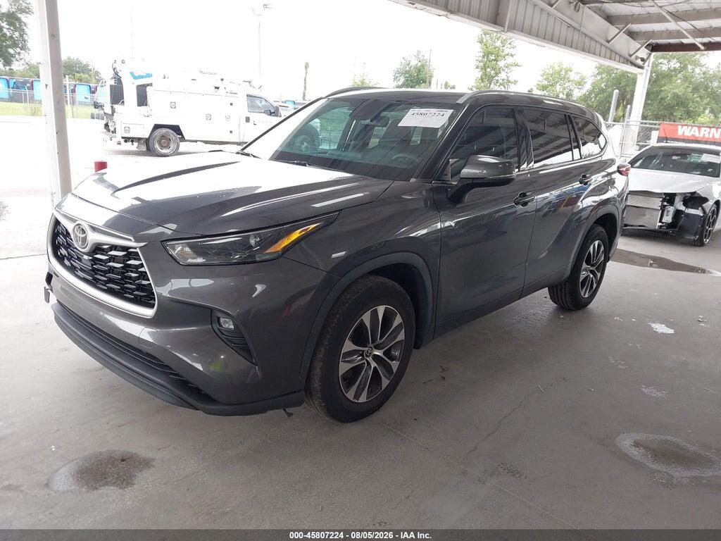 5TDHZRAH3NS546314 2022 TOYOTA HIGHLANDER photo no. 2
