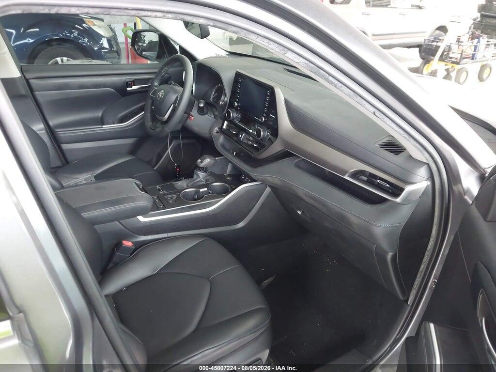 5TDHZRAH3NS546314 2022 TOYOTA HIGHLANDER photo no. 5