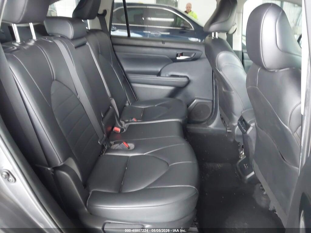 5TDHZRAH3NS546314 2022 TOYOTA HIGHLANDER photo no. 8