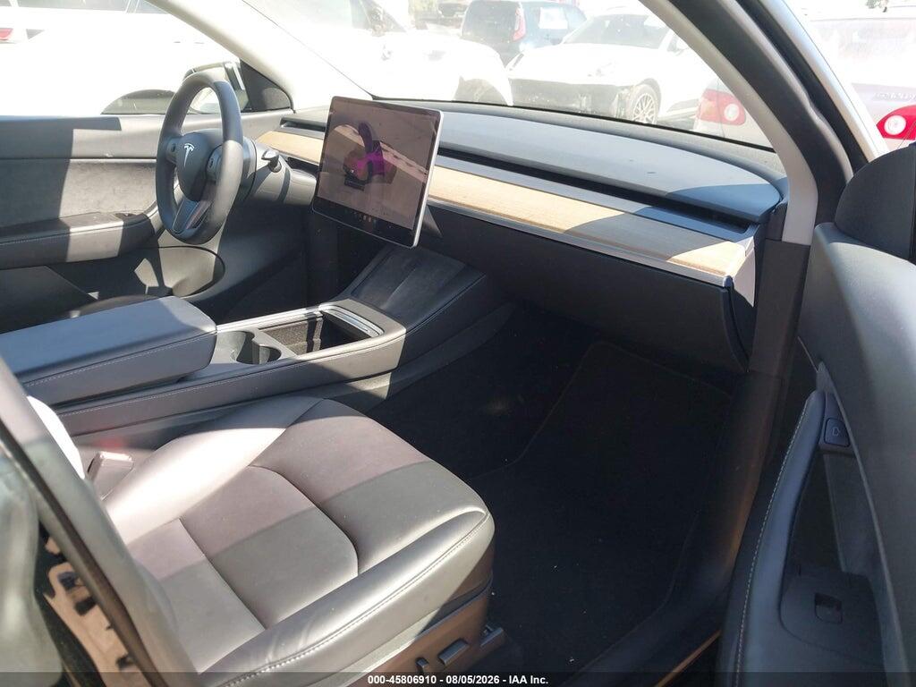 7SAYGDEE3NF359378 2022 TESLA MODEL Y photo no. 5