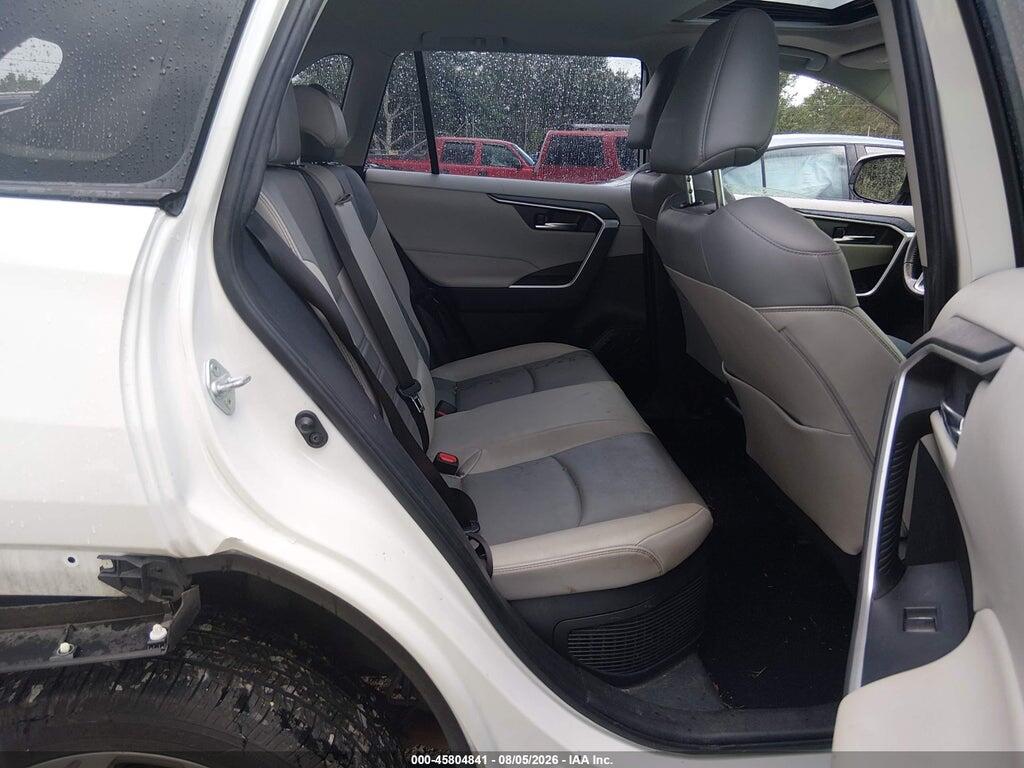 JTMB6RFV9ND535200 2022 TOYOTA RAV4 HYBRID photo no. 8