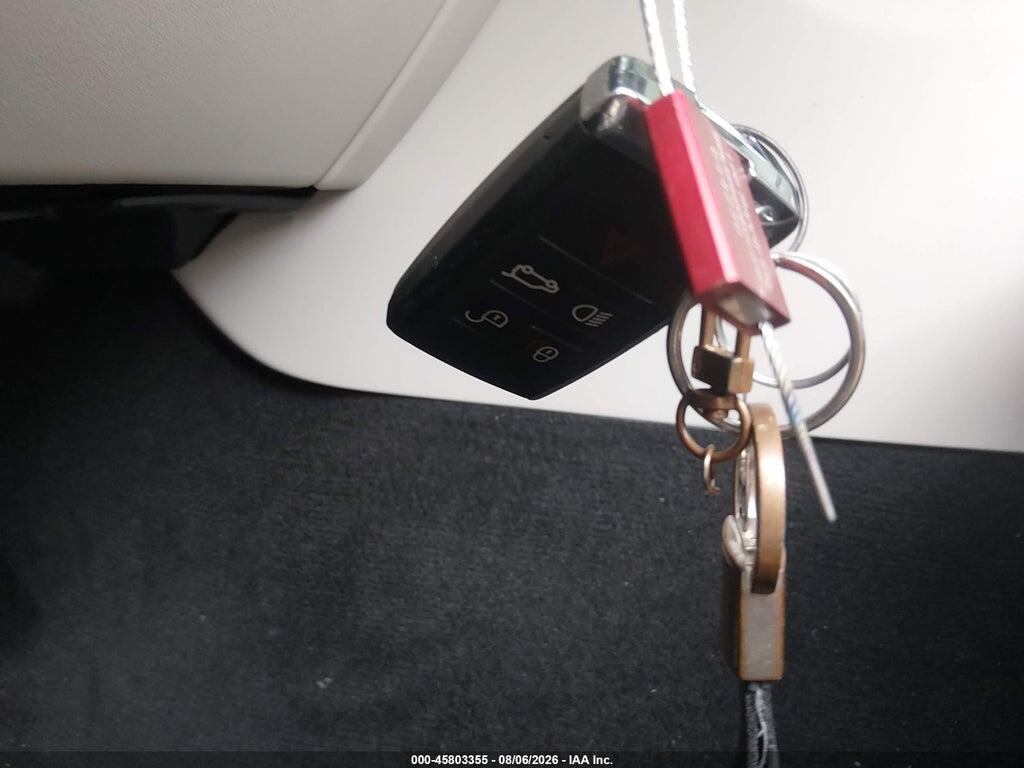 SALYT2EX9NA344092 2022 LAND ROVER RANGE ROVER VELAR photo no. 11