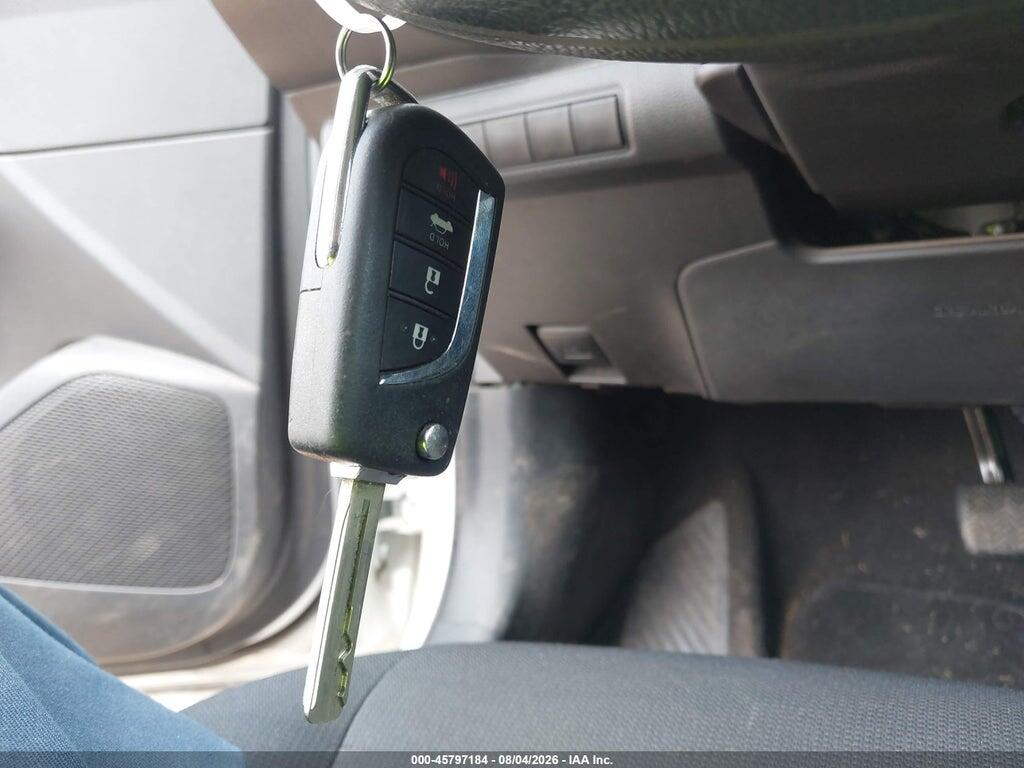 5YFEPMAE2NP285168 2022 TOYOTA COROLLA photo no. 11