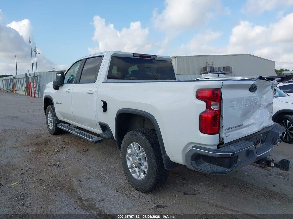 1GC4YNE72NF125017 2022 CHEVROLET SILVERADO 2500HD photo no. 3