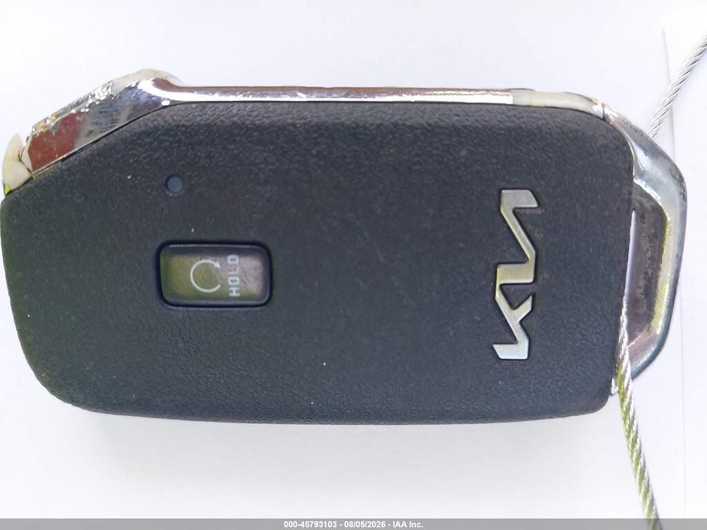 KNDCC3LC5N5547481 2022 KIA NIRO photo no. 11