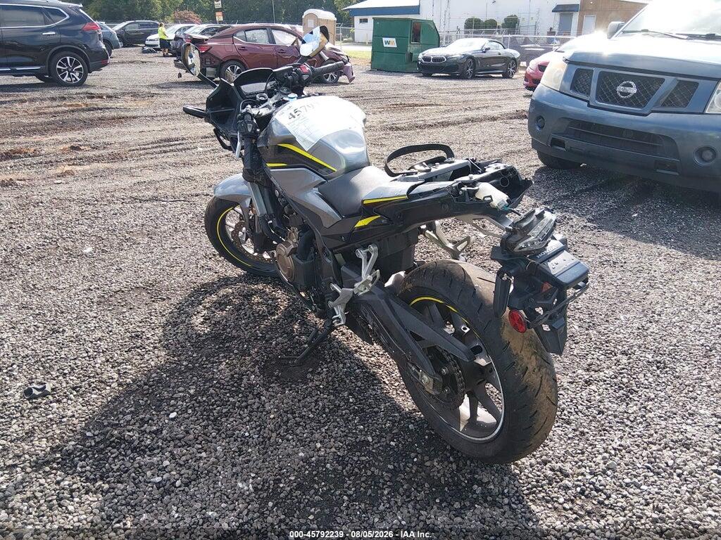 MLHPC625XN5300640 2022 HONDA CBR500 photo no. 3