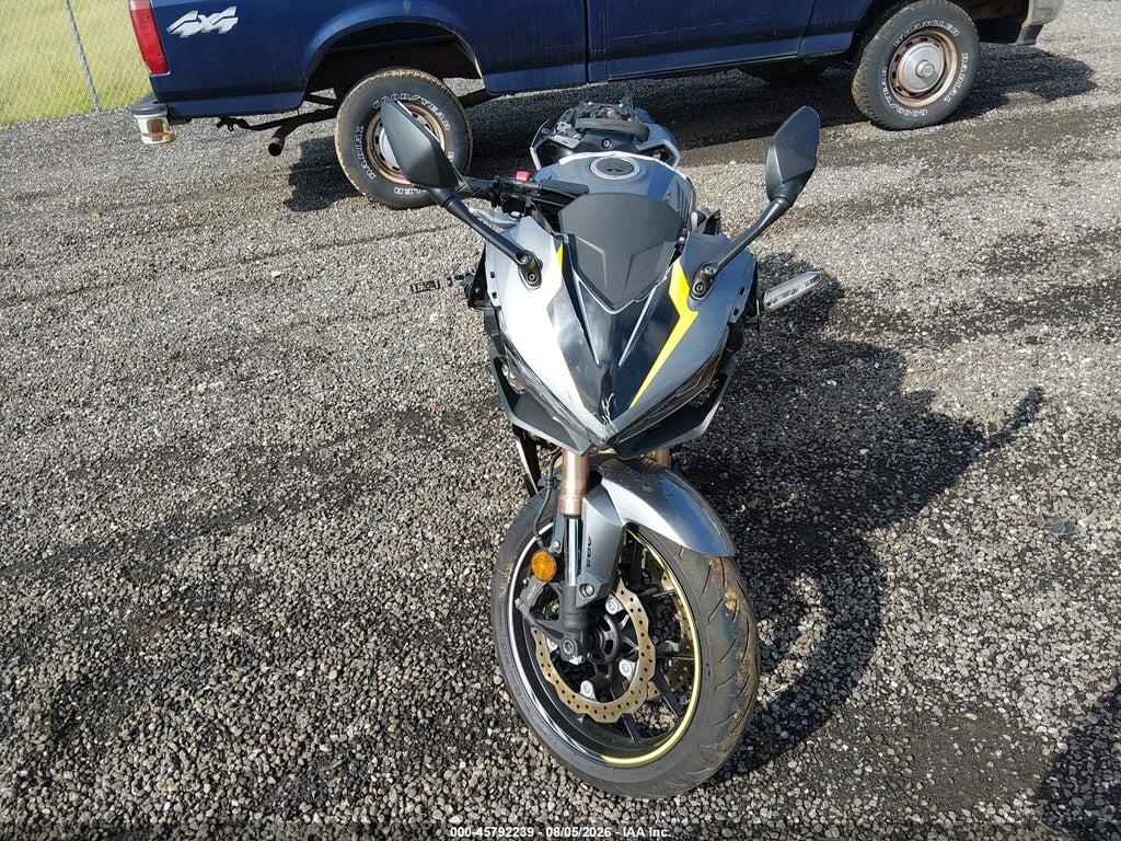MLHPC625XN5300640 2022 HONDA CBR500 photo no. 5
