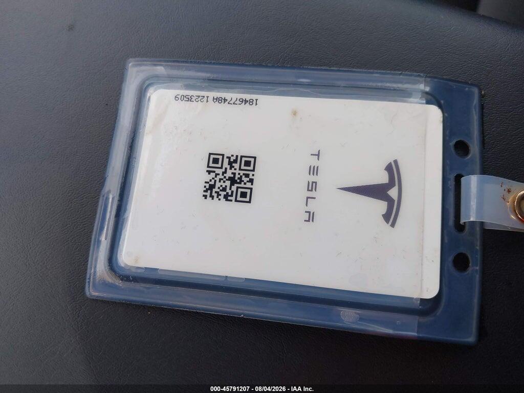 7SAYGDEE0NF424560 2022 TESLA MODEL Y photo no. 11