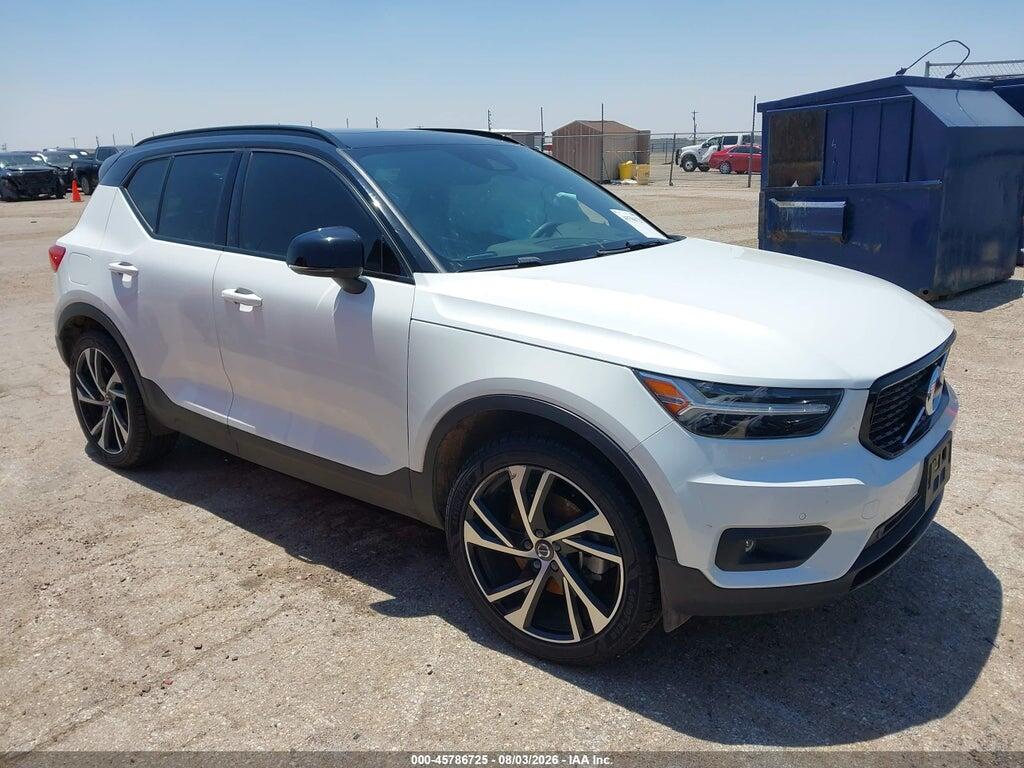 YV4AC2HM9N2700221 2022 VOLVO XC40 photo no. 1