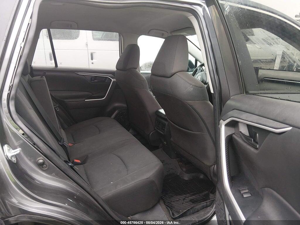 2T3K1RFV6NC175659 2022 TOYOTA RAV4 photo no. 8