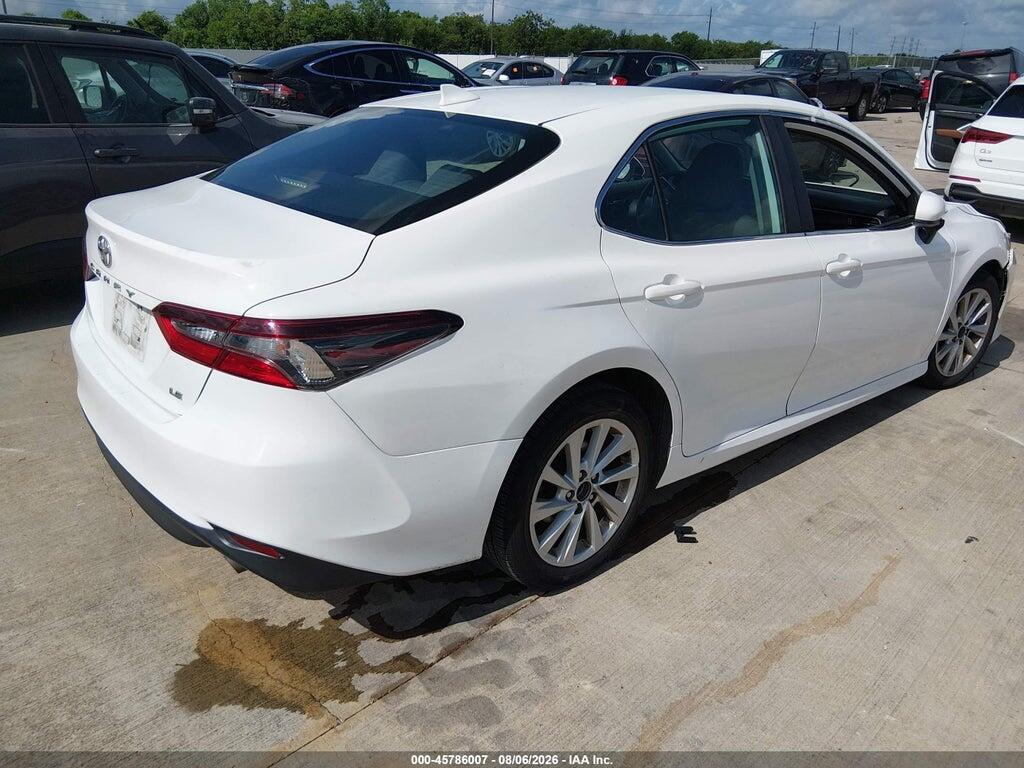 4T1C11AKXNU044891 2022 TOYOTA CAMRY photo no. 4