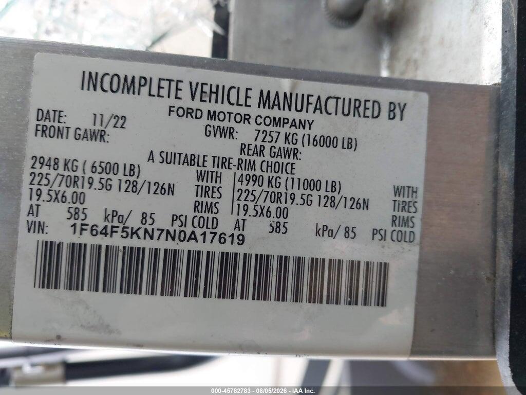 1F64F5KN7N0A17619 2022 FORD F-59 COMMERCIAL STRIPPED photo no. 9