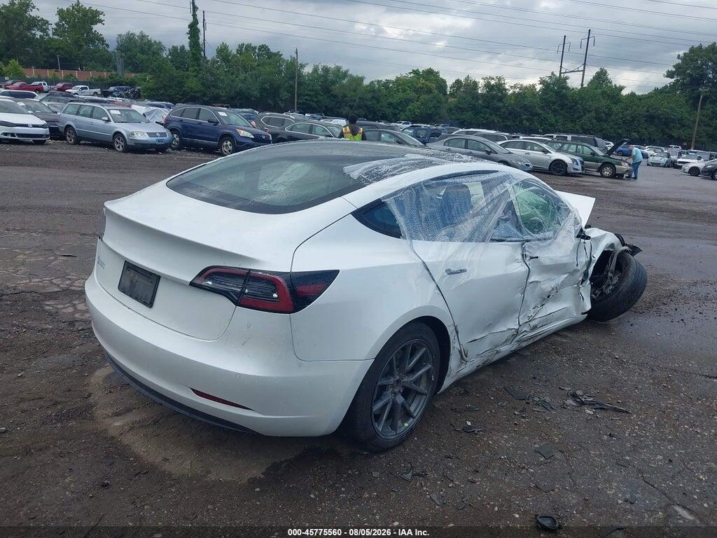 5YJ3E1EB9NF324605 2022 TESLA MODEL 3 photo no. 4