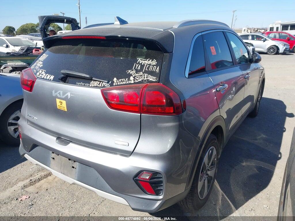 KNDCB3LC7N5518681 2022 KIA NIRO photo no. 4