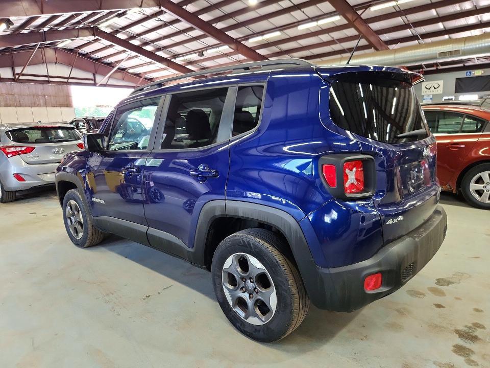 2016 JEEP RENEGADE LATITUDE — Фото 2 из 13