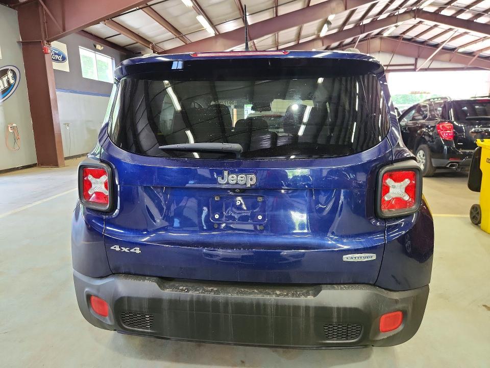 2016 JEEP RENEGADE LATITUDE — Фото 6 из 13