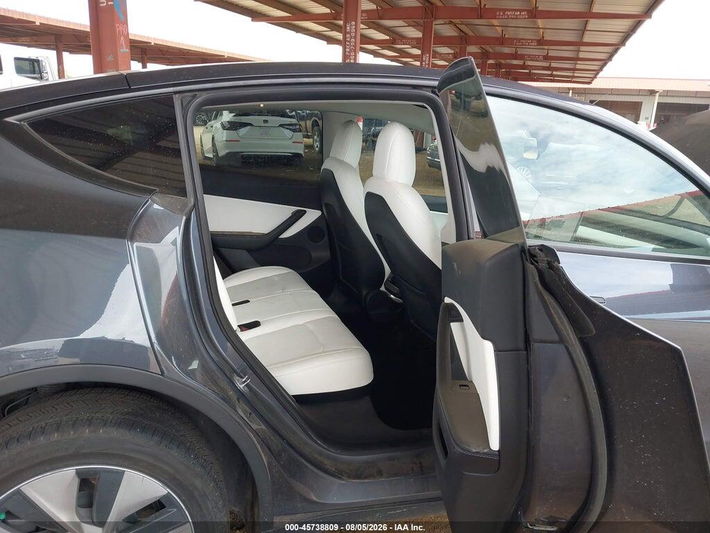 7SAYGDEE0NF420847 2022 TESLA MODEL Y photo no. 8