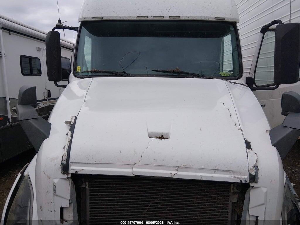4V4NC9EH0NN287256 2022 VOLVO VNL photo no. 10