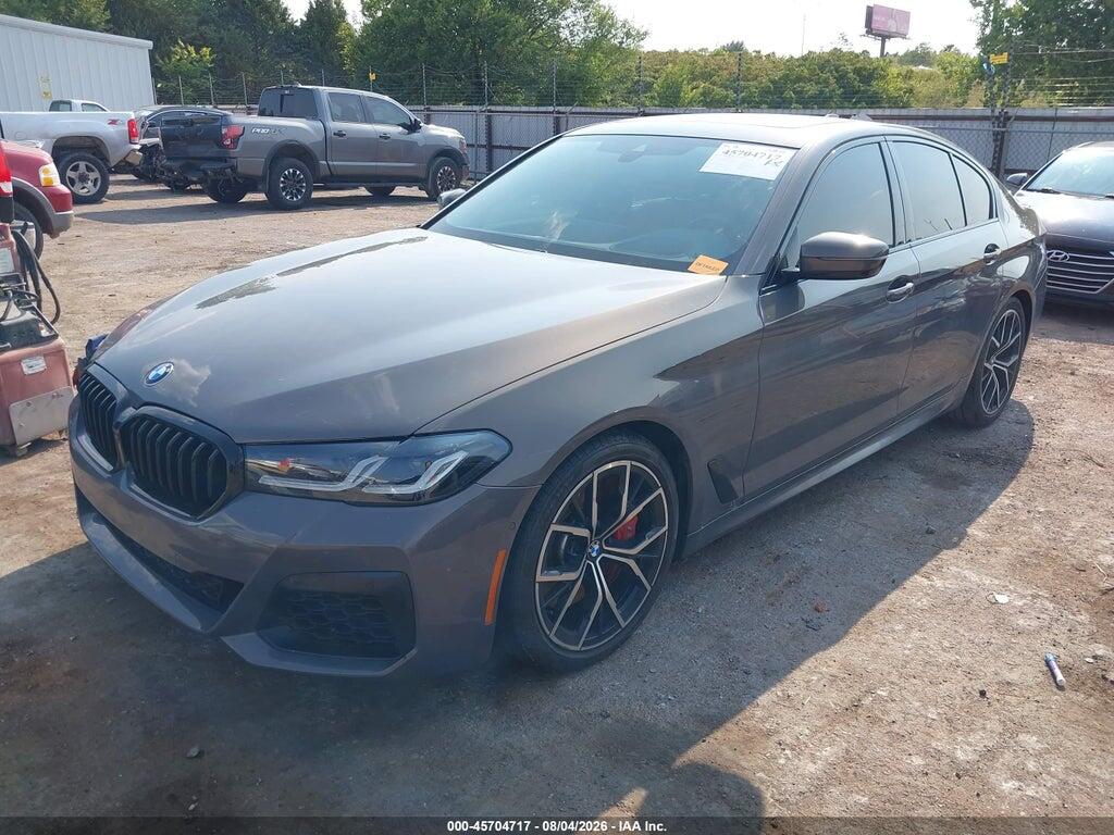 WBA13BK08NCJ40224 2022 BMW M550 photo no. 2