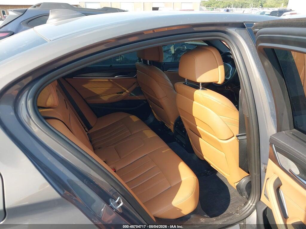 WBA13BK08NCJ40224 2022 BMW M550 photo no. 8