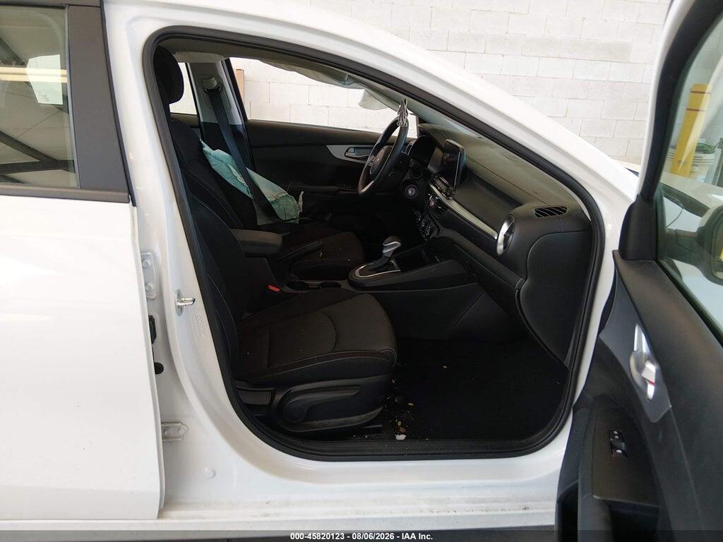 3KPF24AD3PE538951 2023 KIA FORTE photo no. 5