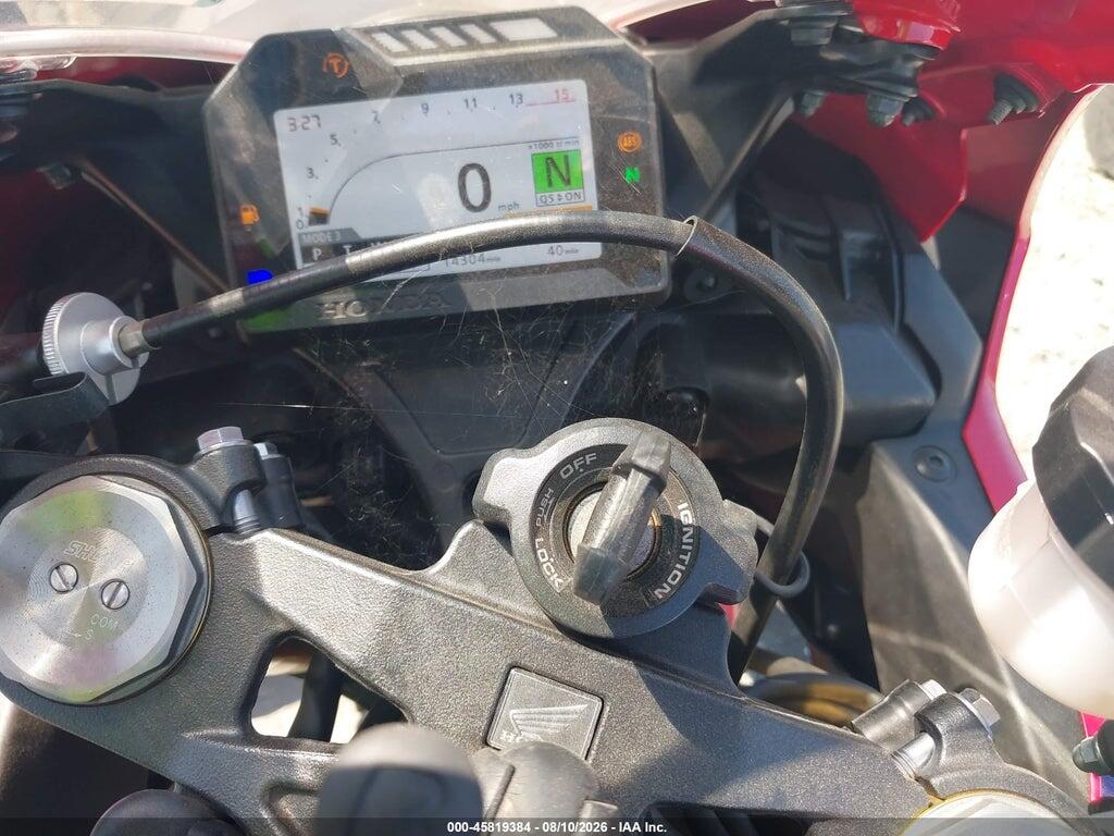JH2SC7750PK600355 2023 HONDA CBR1000 photo no. 11