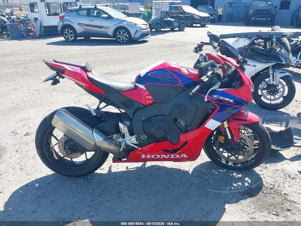 JH2SC7750PK600355 2023 HONDA CBR1000 photo no. 12