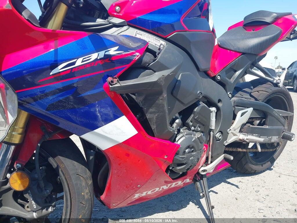 JH2SC7750PK600355 2023 HONDA CBR1000 photo no. 9