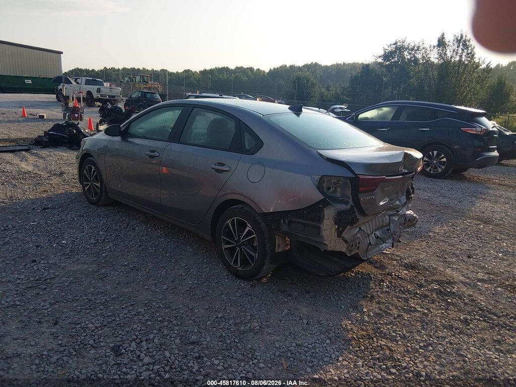 3KPF24AD9PE682598 2023 KIA FORTE photo no. 3