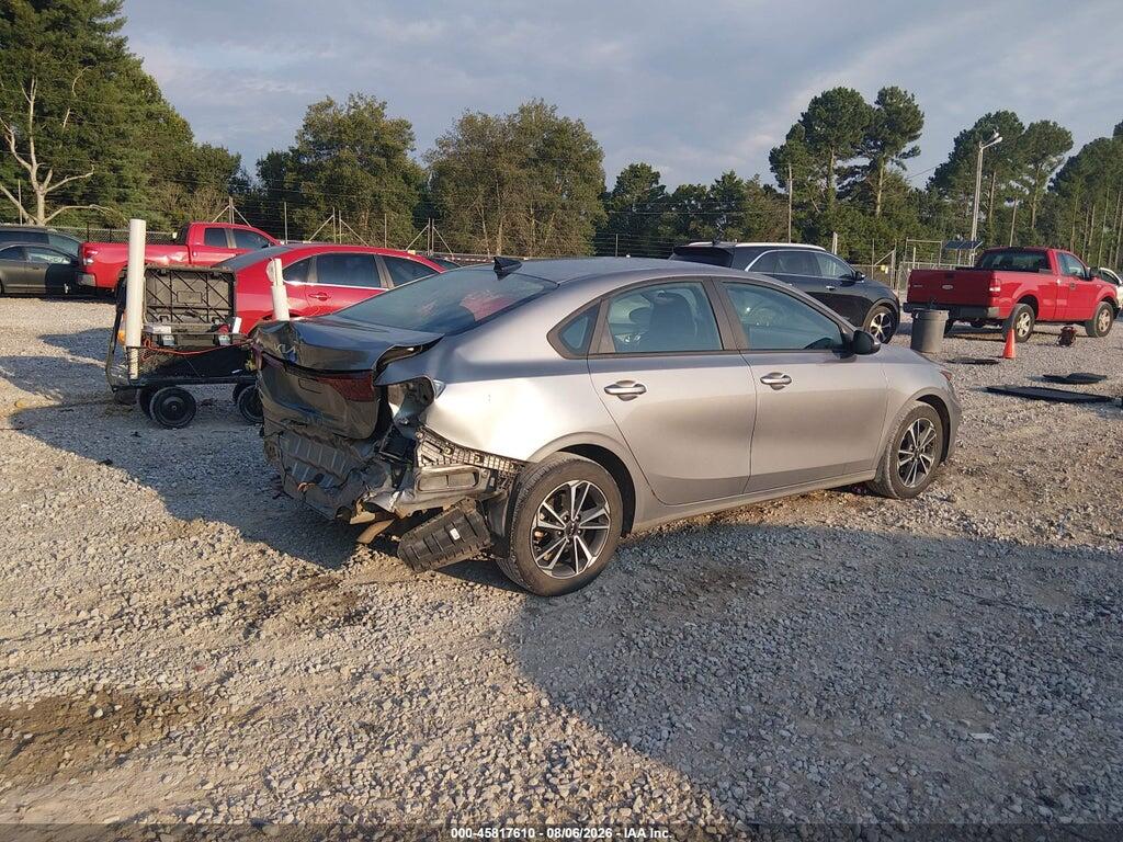 3KPF24AD9PE682598 2023 KIA FORTE photo no. 4
