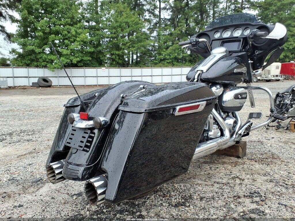 1HD1KBC18PB652957 2023 HARLEY-DAVIDSON FLHX photo no. 4