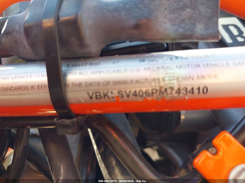 VBKLSV406PM743410 2023 KTM 690 photo no. 10
