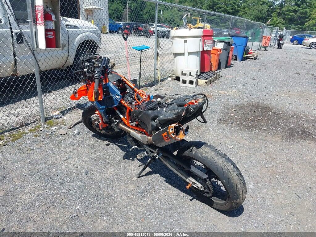 VBKLSV406PM743410 2023 KTM 690 photo no. 3