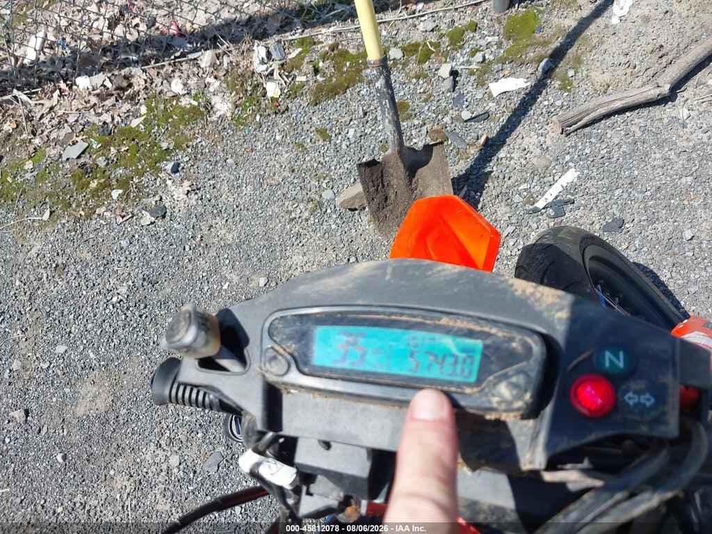 VBKLSV406PM743410 2023 KTM 690 photo no. 7