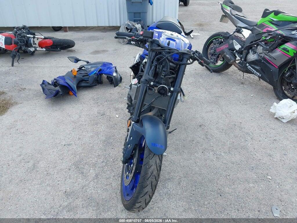 MH3RH18Y5PK012998 2023 YAMAHA YZFR3 photo no. 5