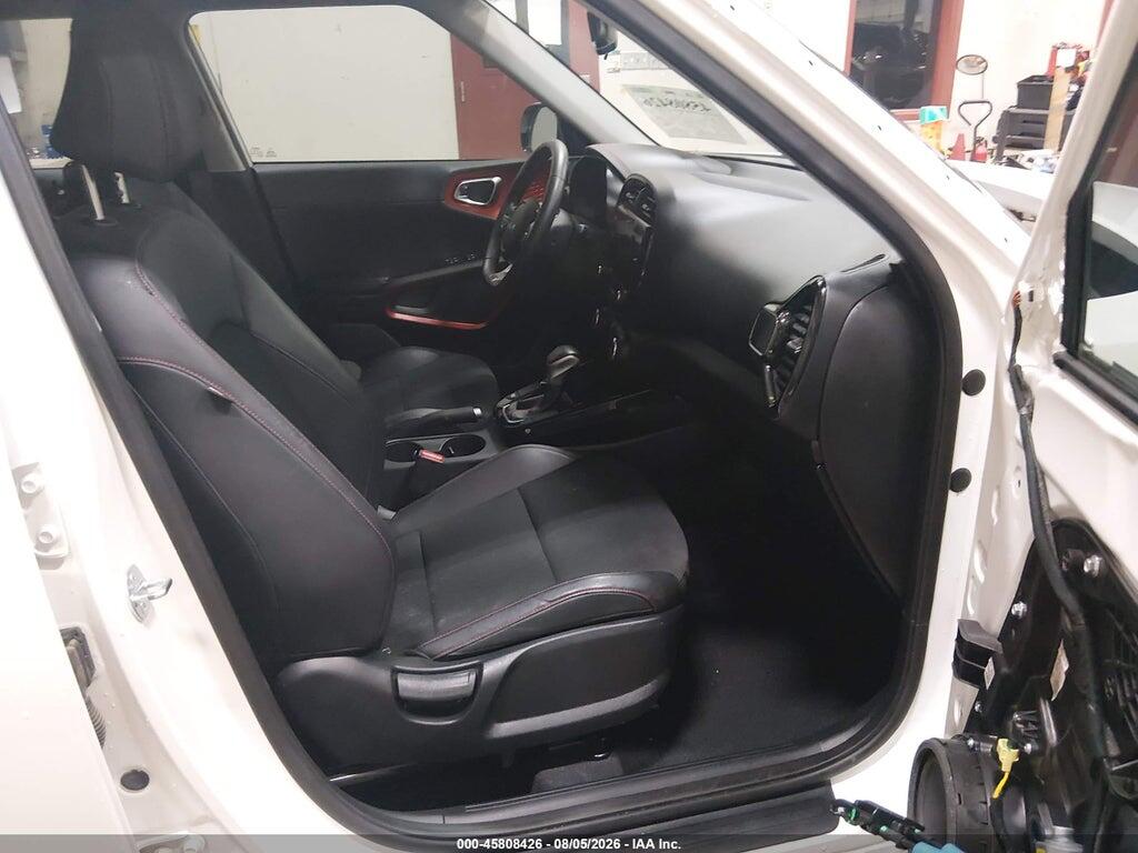 KNDJ53AU5P7870658 2023 KIA SOUL photo no. 5