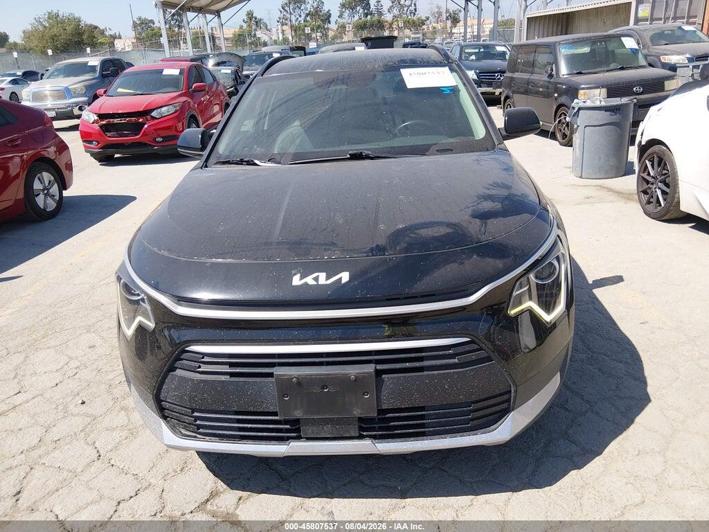 KNDCR3LE6P5075097 2023 KIA NIRO photo no. 12
