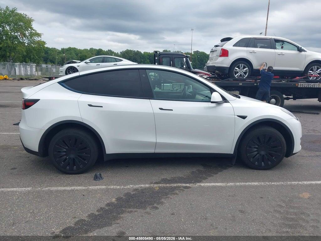 7SAYGDEE8PF593955 2023 TESLA MODEL Y photo no. 12