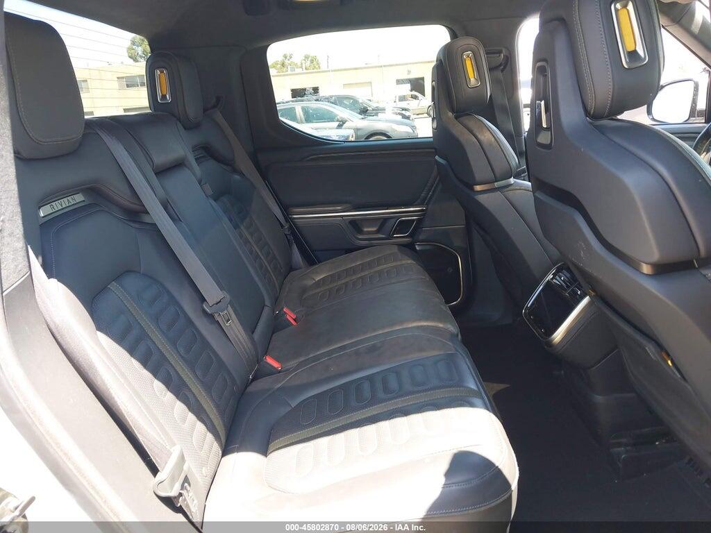7FCTGBAA5PN028332 2023 RIVIAN R1T photo no. 8