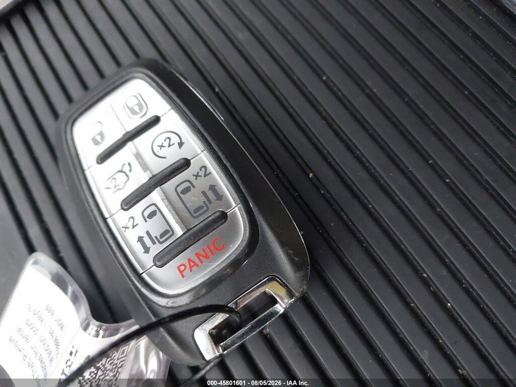 2C4RC1BG7PR606877 2023 CHRYSLER PACIFICA photo no. 11