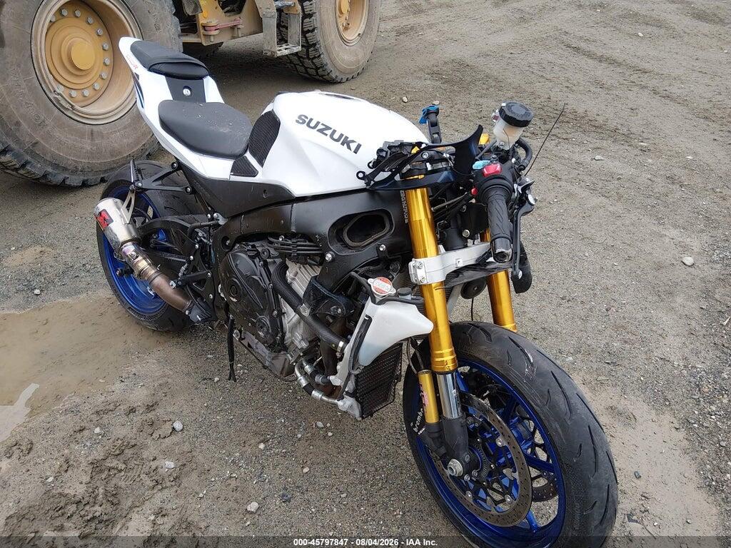 2023 SUZUKI GSX-R1000 JS1DM11H1P7100376