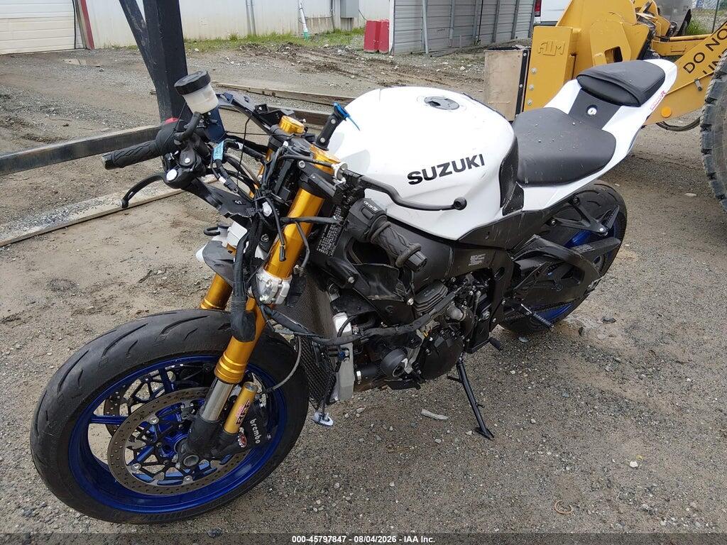 JS1DM11H1P7100376 2023 SUZUKI GSX-R1000 photo no. 2