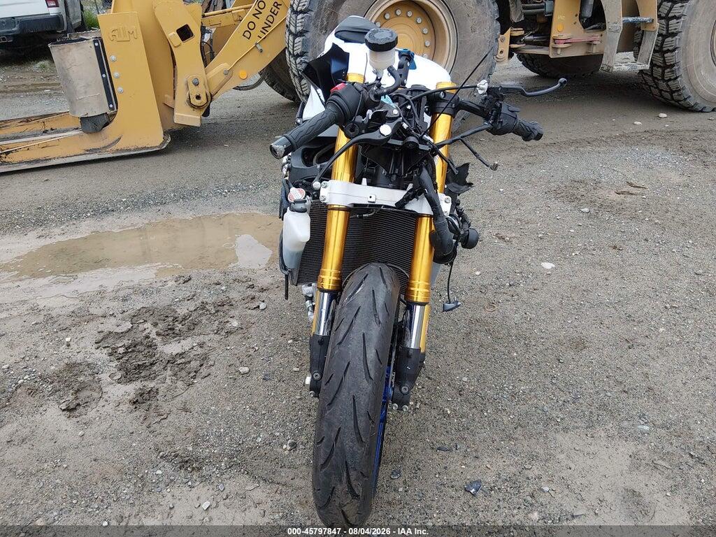 JS1DM11H1P7100376 2023 SUZUKI GSX-R1000 photo no. 5