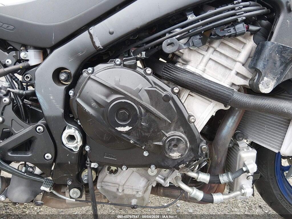 JS1DM11H1P7100376 2023 SUZUKI GSX-R1000 photo no. 8