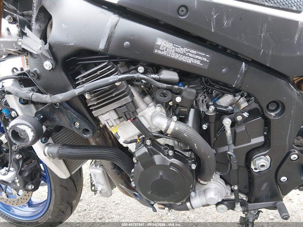 JS1DM11H1P7100376 2023 SUZUKI GSX-R1000 photo no. 9