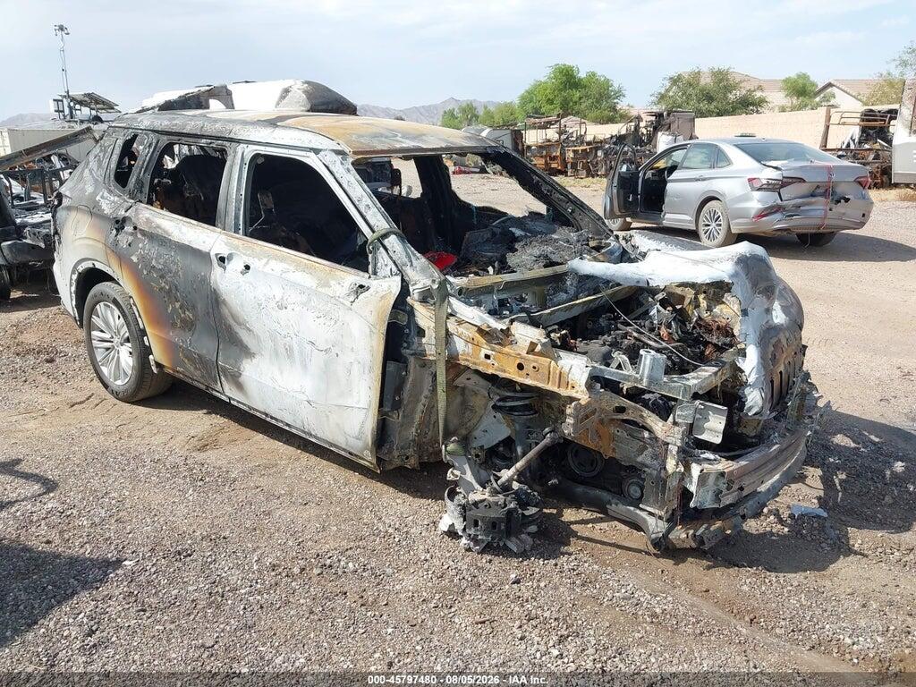JA4J3TA87PZ015693 2023 MITSUBISHI OUTLANDER photo no. 1