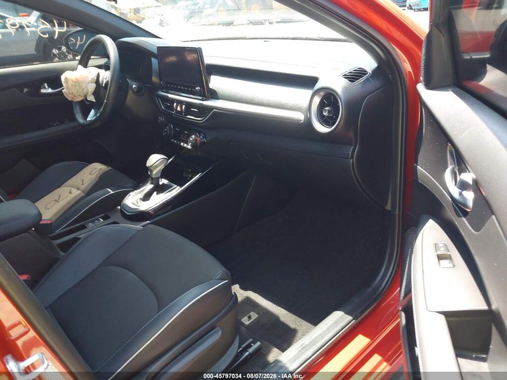 3KPF54AD2PE666640 2023 KIA FORTE photo no. 5