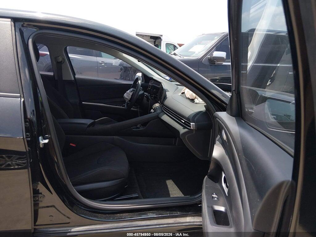 KMHLS4AG4PU525460 2023 HYUNDAI ELANTRA photo no. 5