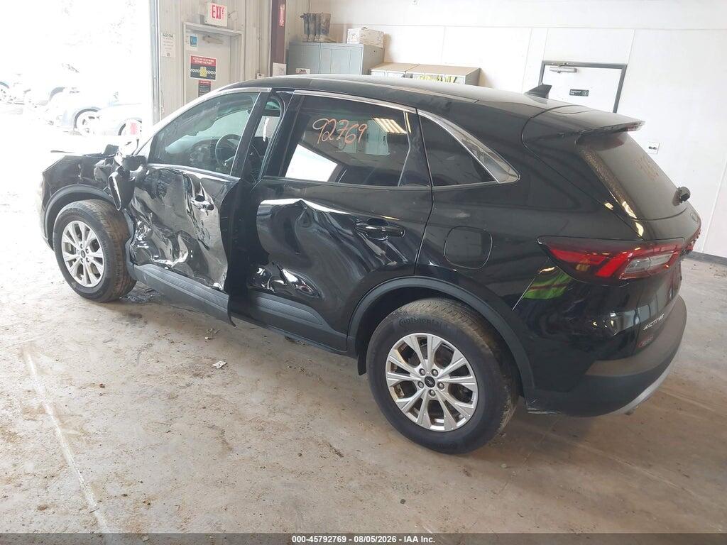 1FMCU9GN1PUB33968 2023 FORD ESCAPE photo no. 3