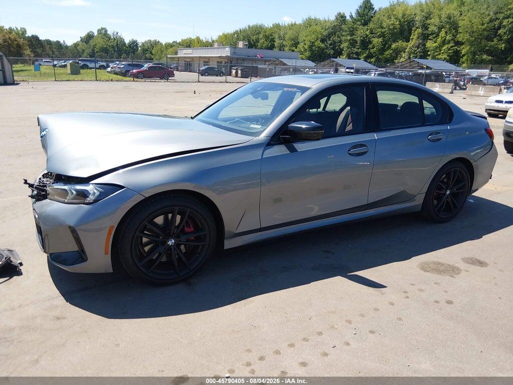 3MW89FF04P8D17361 2023 BMW 330I photo no. 2